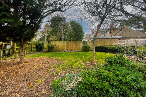 2 bedroom flat for sale, Knighton Road, Leicester
