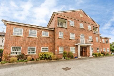 2 bedroom flat for sale, Schools Hill, CHEADLE, Cheshire, SK8