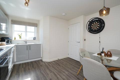 3 bedroom semi-detached house for sale, Wool Chase, Wakefield, West Yorkshire