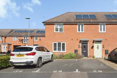 Terraced house - Meacham Meadow, Wolverton, Milton Keynes, Buckinghamshire, MK12