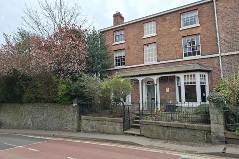5 bedroom townhouse for sale, Salop Road, Welshpool SY21