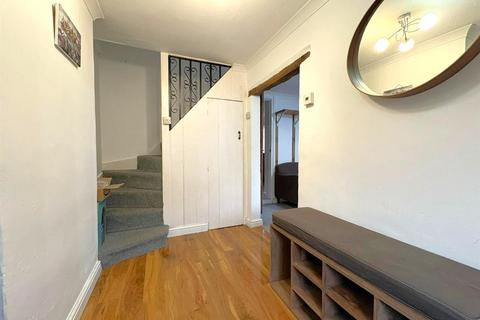 2 bedroom end of terrace house for sale, The Leys, Evesham