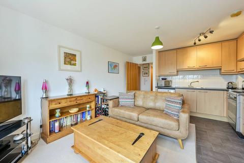 1 bedroom flat for sale, Scott Avenue, West Hill, London, SW15