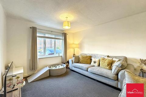 2 bedroom flat for sale, Rixtonleys Drive, Irlam, M44