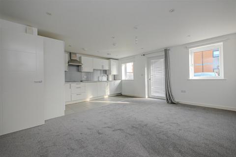 2 bedroom apartment for sale, Barnaby Court, Wallingford OX10
