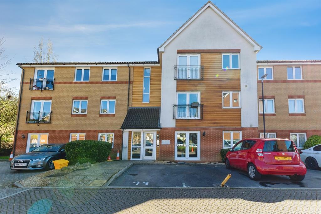 2 bedroom flat for sale