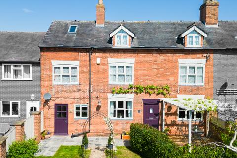 undefined, Dale End Road, Hilton, Derbyshire, DE65 5FW