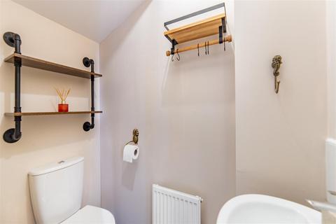 3 bedroom end of terrace house for sale, Leasingthorne Way, Great Park, NE13