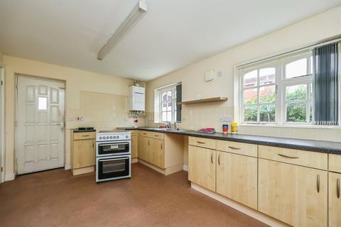 3 bedroom detached house for sale, Basford Road, Nottingham
