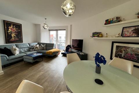 1 bedroom apartment for sale, Bell Flower Lodge, Harold Wood, Romford