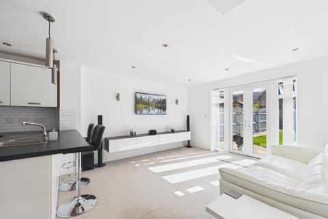 2 bedroom end of terrace house for sale, Chalkpit Lane, Chinnor, Oxfordshire