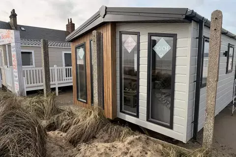 2 bedroom park home for sale, Eastern Beach Holiday Park