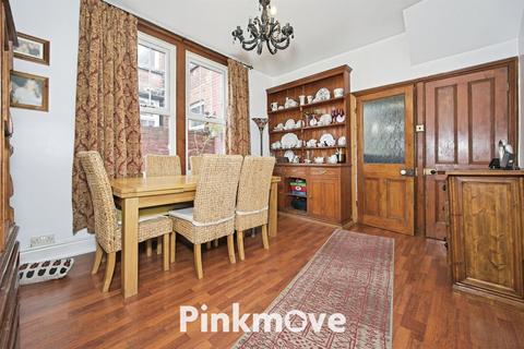 4 bedroom terraced house for sale, Chepstow Road, Newport NP19