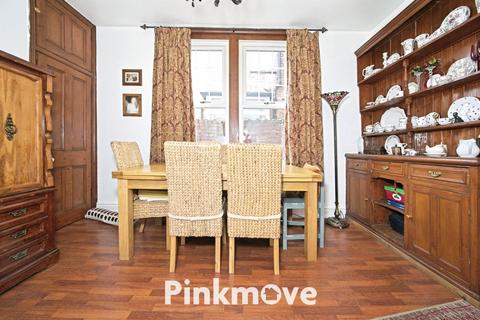 4 bedroom terraced house for sale, Chepstow Road, Newport NP19