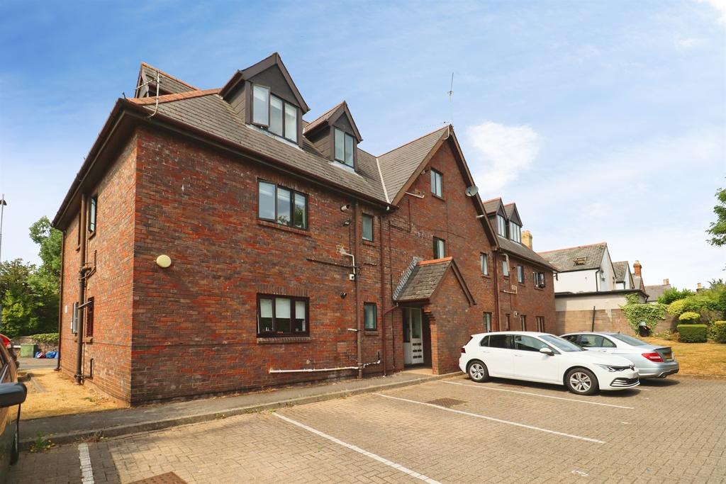 Apartment in Cardiff
