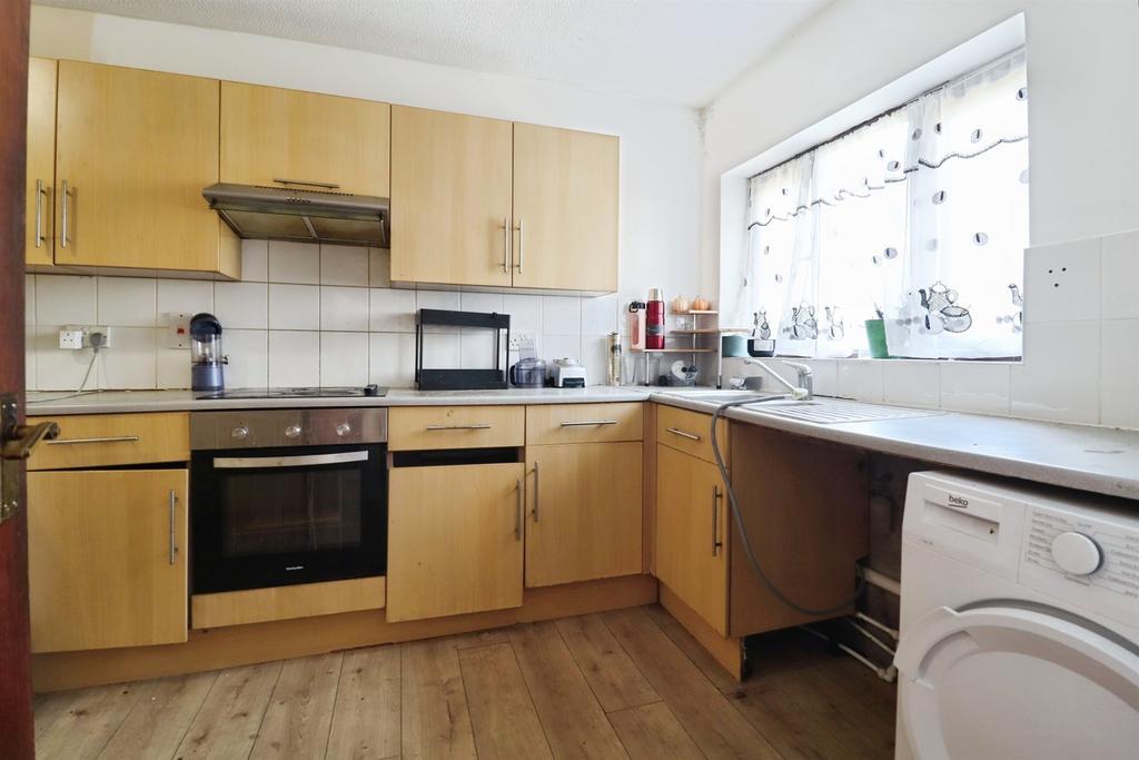 Apartment in Cardiff - View 5