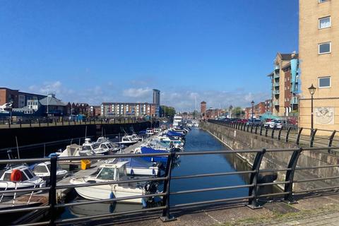 2 bedroom apartment to rent, SWANSEA SA1