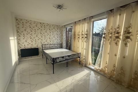 1 bed house for rent in Belfast Walk, Derby, DE21