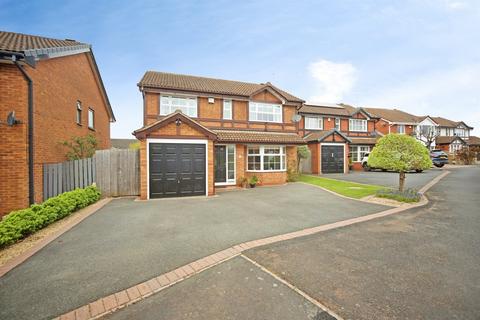 4 bedroom detached house for sale, Kittiwake Drive, Kidderminster