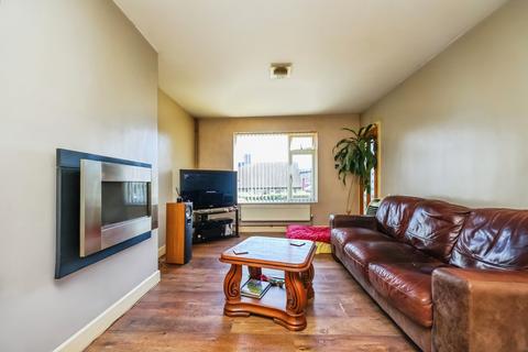 3 bedroom terraced house for sale, Haynes Close, Clifton, Nottingham, NG11