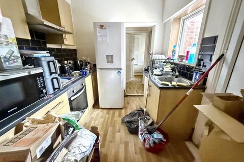 2 bedroom ground floor flat for sale, St. Pauls Road, Jarrow, Tyne and Wear, NE32 3AS