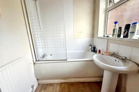 2 bedroom ground floor flat for sale, St. Pauls Road, Jarrow, Tyne and Wear, NE32 3AS