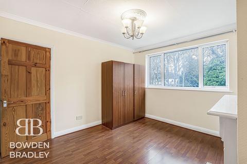 undefined, Brunswick Gardens, Hainault, IG6