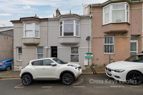 2 bedroom terraced house to rent, Beaumont Avenue, Plymouth PL4