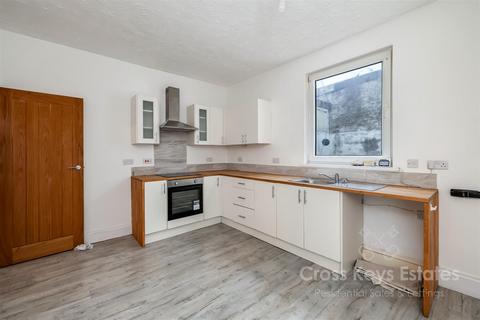 2 bedroom terraced house to rent, Beaumont Avenue, Plymouth PL4