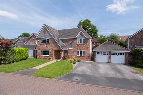 4 bedroom detached house for sale, Rue De Bohars, Tarporley