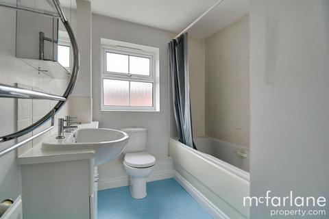 2 bedroom flat for sale, Bude Road, Swindon SN2