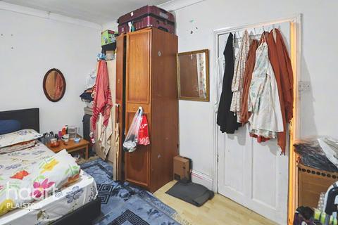 3 bedroom terraced house for sale, Waghorn Road Upton Park, London