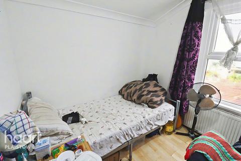 3 bedroom terraced house for sale, Waghorn Road Upton Park, London