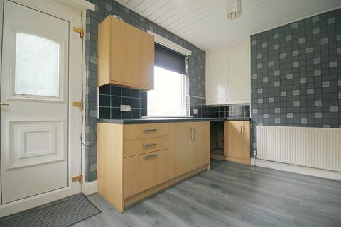 2 bedroom semi-detached house for sale, Mandale Grove, Bradford, West Yorkshire, BD6