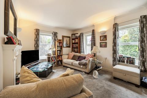 undefined, Westbourne Drive, Gloucestershire GL52