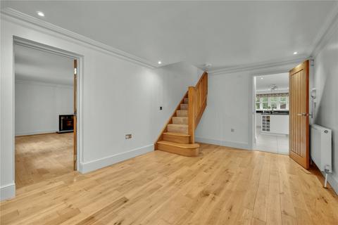 4 bedroom detached house to rent, Bagshot Road, Ascot, Berkshire, SL5