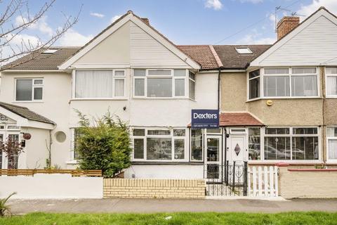 Saxon Avenue, Feltham TW13