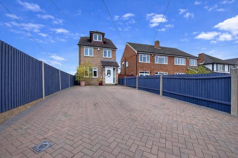 3 bedroom detached house for sale, Constitution Hill, Snodland, ME6