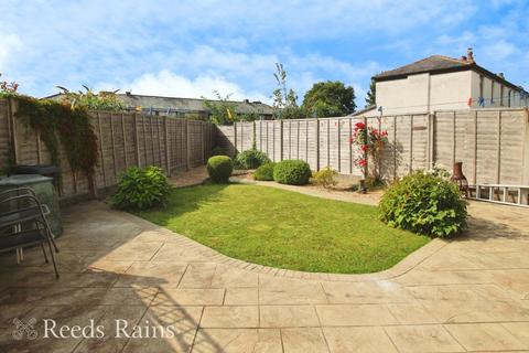 3 bedroom semi-detached house for sale, Wellington Avenue, Lancashire PR25
