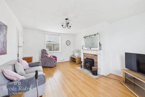 3 bedroom semi-detached house for sale, Wellington Avenue, Lancashire PR25