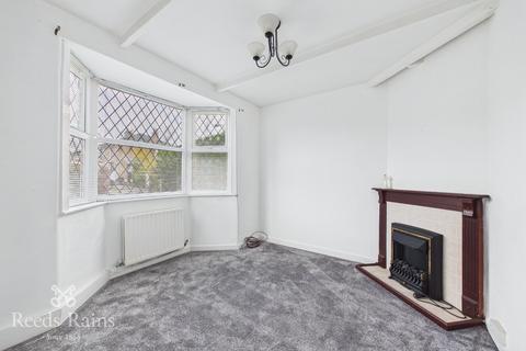 3 bedroom semi-detached house for sale, Wellington Avenue, Lancashire PR25