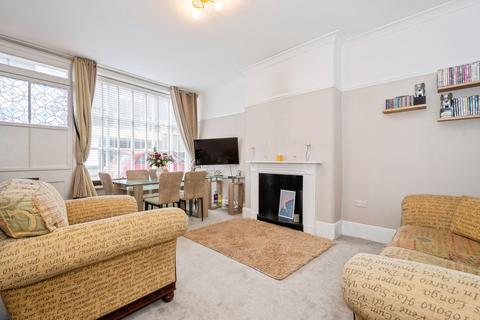 3 bedroom flat for sale, King Street, Tavistock, PL19