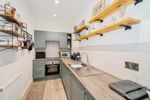 3 bedroom flat for sale, King Street, Tavistock, PL19