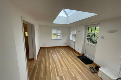 3 bedroom house to rent, Easthaugh Road, Lyng, NORWICH