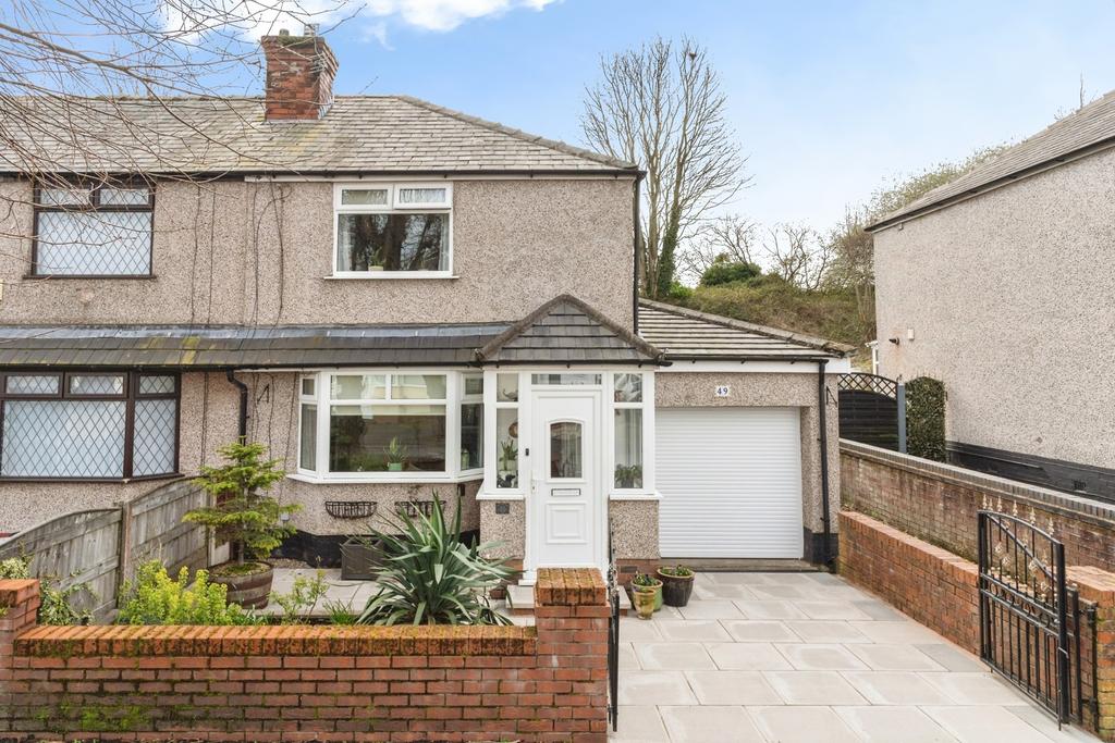 2 bedroom end of terrace house for sale