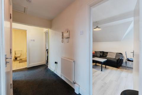 2 bedroom flat for sale, Grange Road West, Prenton
