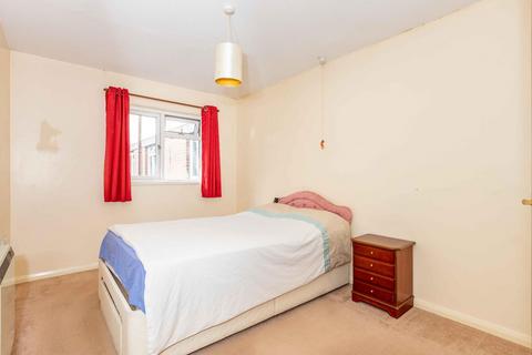 1 bedroom retirement property for sale, Freshbrook Road, Lancing