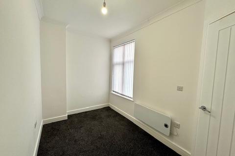 1 bedroom apartment to rent, Hilden Street, Bolton, BL2