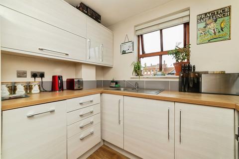 1 bedroom ground floor flat for sale, Whitehorse Street, Baldock