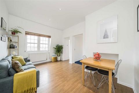 2 bedroom flat for sale, Cambridge Heath Road, London E2